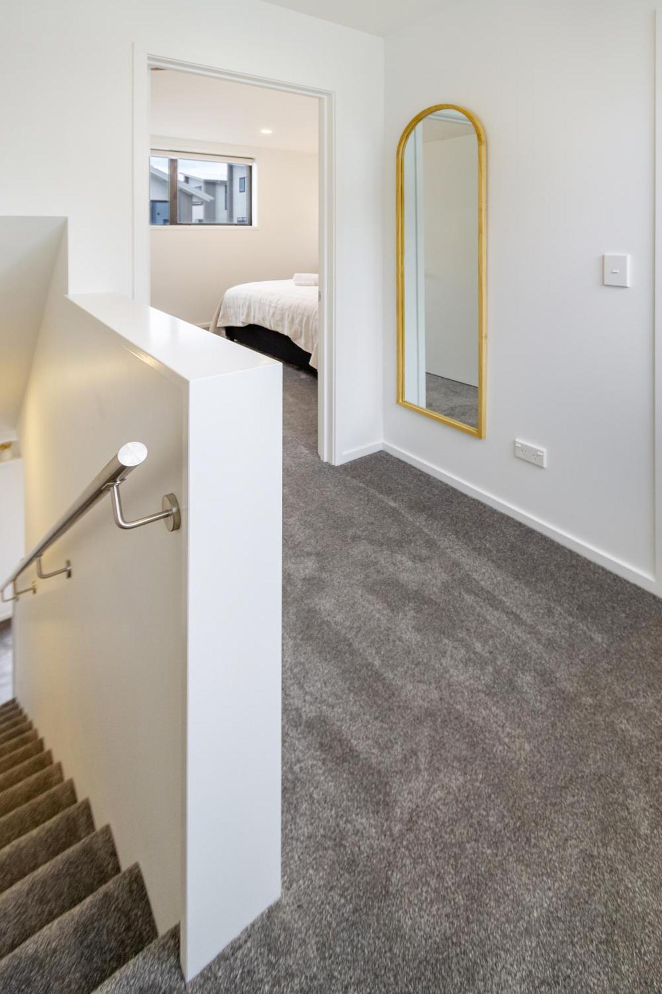 New Brighton Beach Explore - King Bed And Sofa Bed كريستتشيرش المظهر الخارجي الصورة